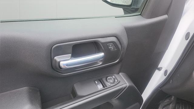 new 2025 GMC Sierra 1500 car, priced at $39,930