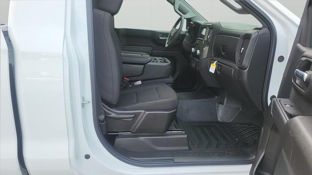 new 2025 GMC Sierra 1500 car, priced at $39,930