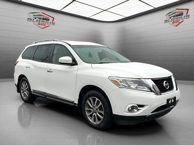 used 2014 Nissan Pathfinder car, priced at $8,948