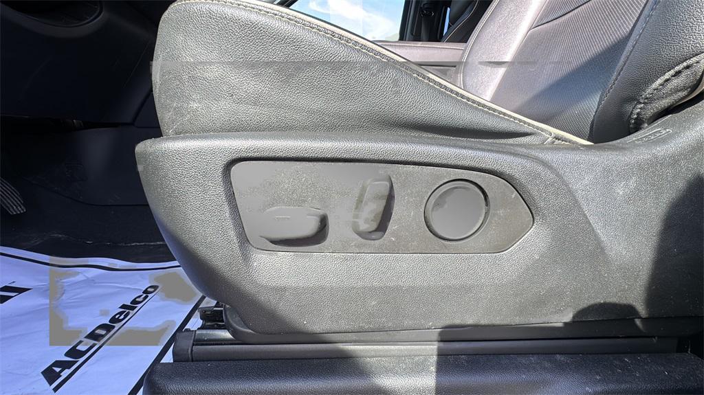used 2021 GMC Yukon car, priced at $53,955