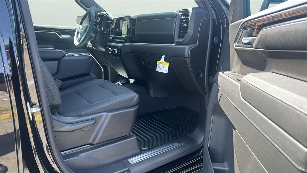 new 2026 GMC Sierra 1500 car, priced at $48,890