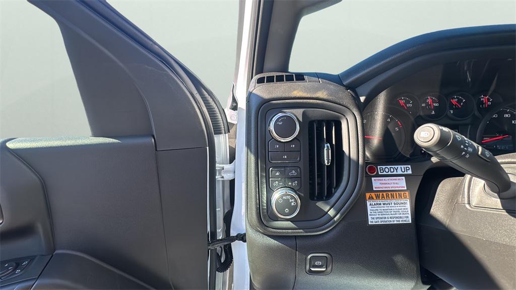 new 2026 GMC Sierra 3500 car, priced at $75,405