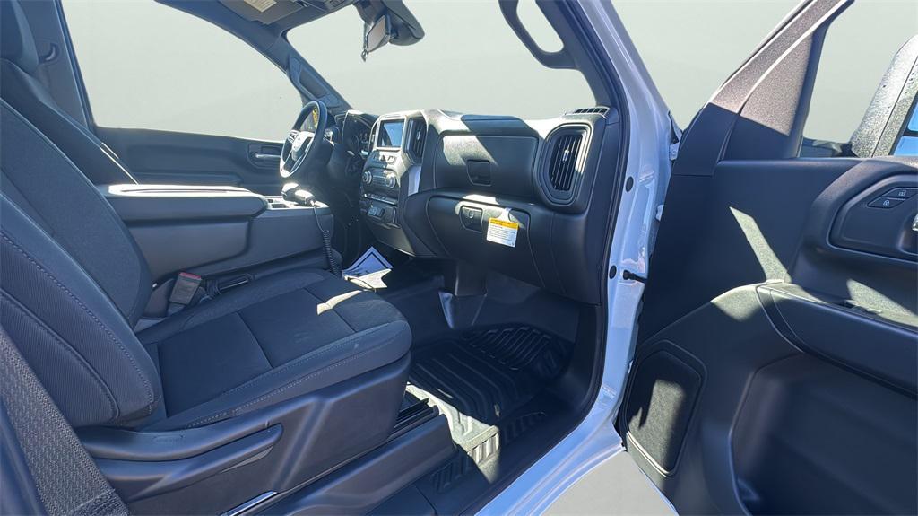 new 2026 GMC Sierra 3500 car, priced at $75,405