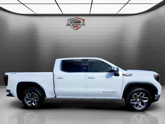 new 2024 GMC Sierra 1500 car, priced at $48,825