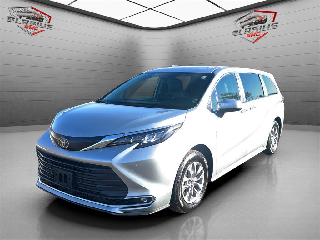 used 2024 Toyota Sienna car, priced at $44,555