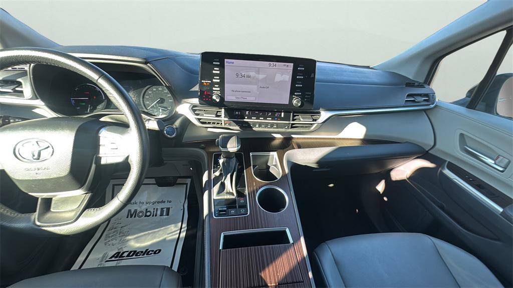 used 2024 Toyota Sienna car, priced at $44,555