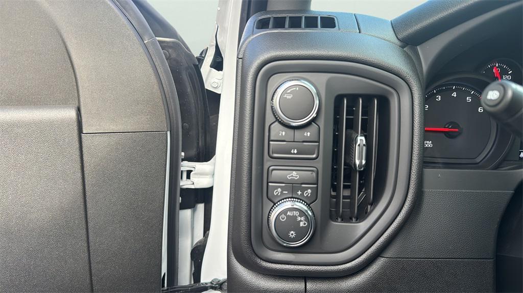 new 2026 GMC Sierra 2500 car, priced at $52,070