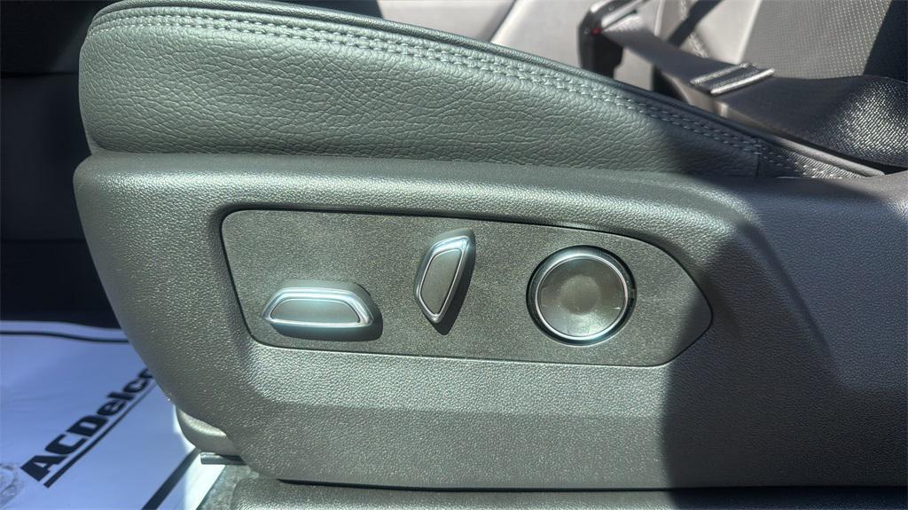 new 2026 GMC Sierra 2500 car, priced at $75,175