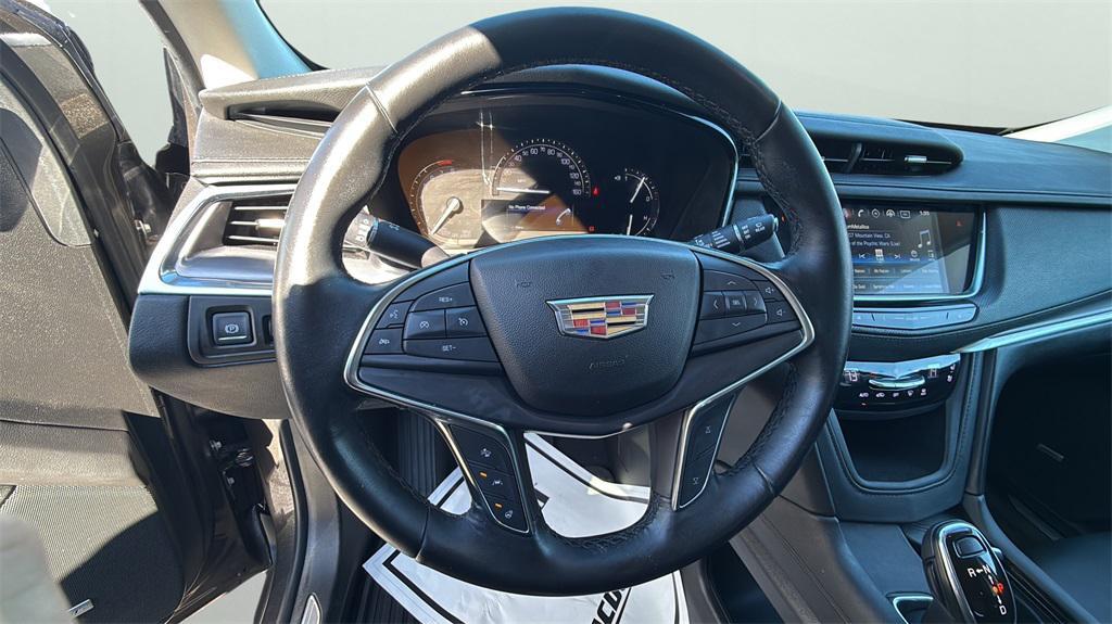 used 2019 Cadillac XT5 car, priced at $23,945