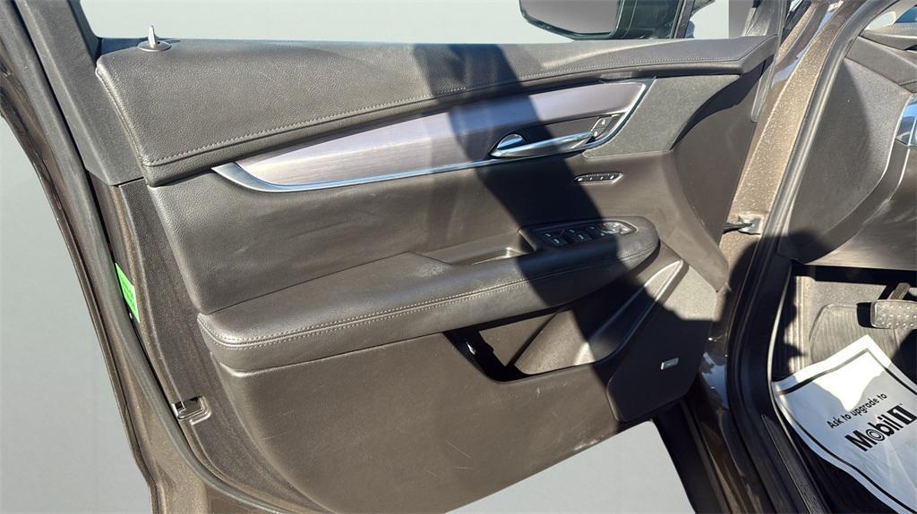 used 2019 Cadillac XT5 car, priced at $23,945