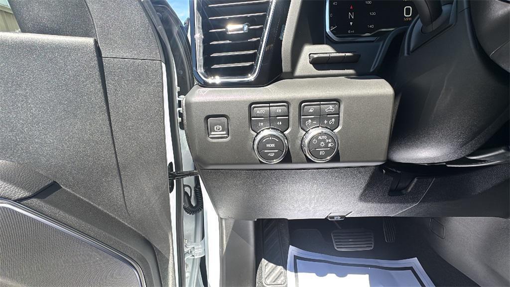 new 2025 GMC Sierra 2500 car, priced at $79,570