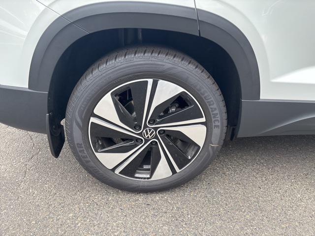 new 2025 Volkswagen Taos car, priced at $31,106