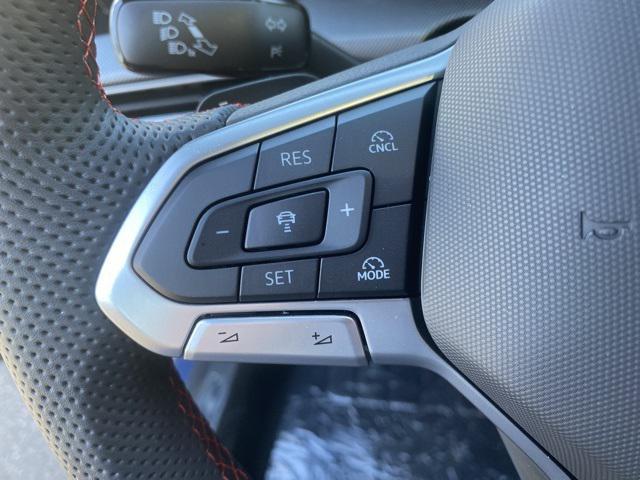 new 2025 Volkswagen Golf GTI car, priced at $40,823