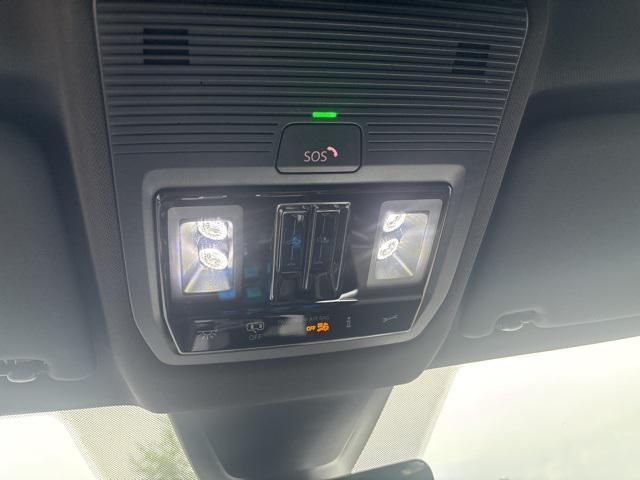 new 2026 Volkswagen Atlas Cross Sport car, priced at $55,053