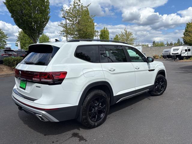 new 2025 Volkswagen Atlas car, priced at $46,323