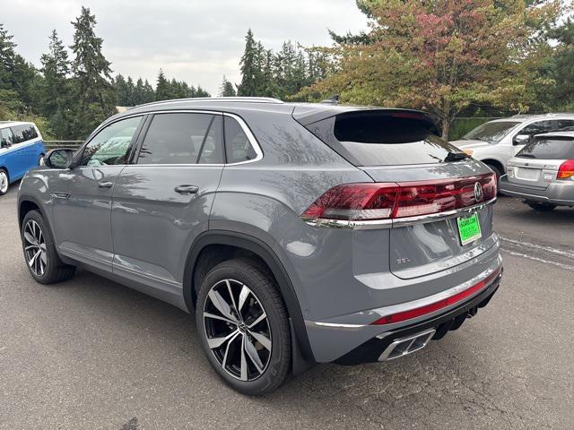 new 2026 Volkswagen Atlas Cross Sport car, priced at $55,508