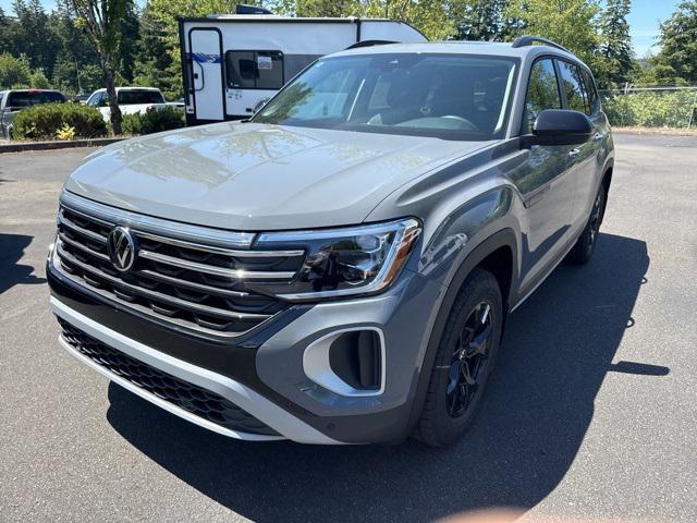 new 2024 Volkswagen Atlas car, priced at $43,116