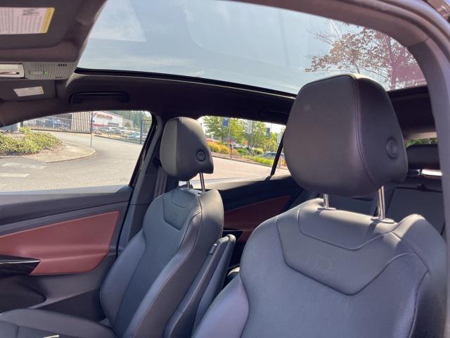 used 2021 Volkswagen ID.4 car, priced at $22,427