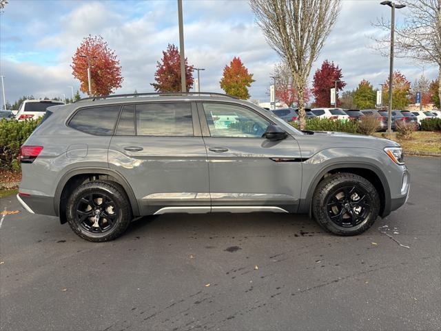 new 2025 Volkswagen Atlas car, priced at $45,950