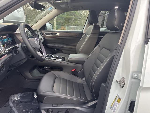 new 2025 Volkswagen Atlas car, priced at $47,753