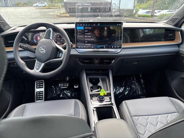 new 2025 Volkswagen Tiguan car, priced at $39,703