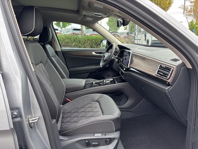 new 2026 Volkswagen Atlas car, priced at $57,702