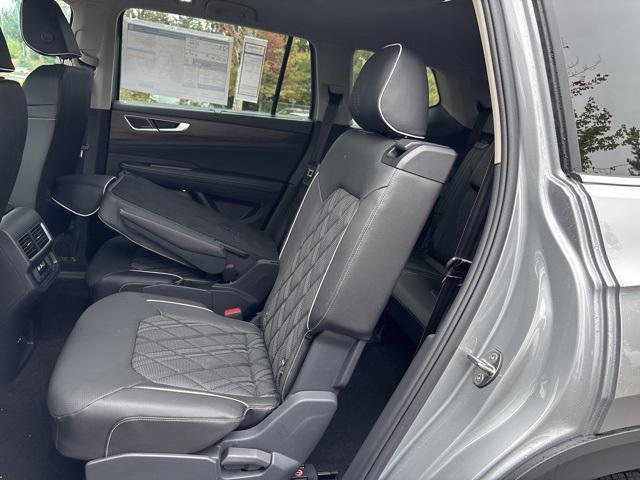 new 2026 Volkswagen Atlas car, priced at $57,702