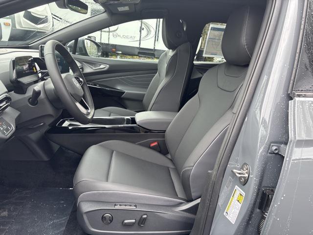 new 2025 Volkswagen ID.4 car, priced at $40,635