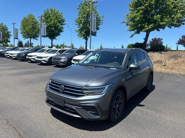 new 2024 Volkswagen Tiguan car, priced at $33,429