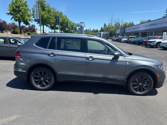 new 2024 Volkswagen Tiguan car, priced at $33,429