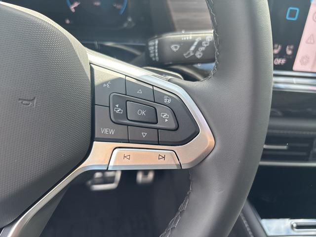new 2025 Volkswagen Atlas car, priced at $53,155
