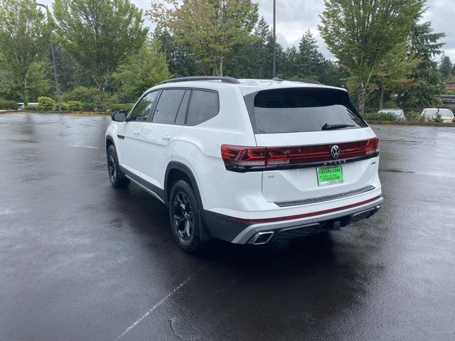 new 2025 Volkswagen Atlas car, priced at $43,823