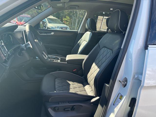 new 2026 Volkswagen Atlas car, priced at $58,499