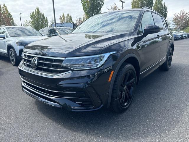 new 2024 Volkswagen Tiguan car, priced at $32,950