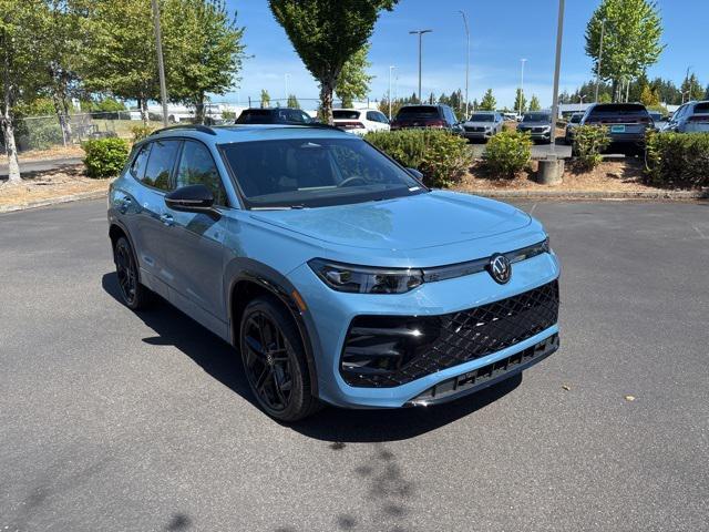 new 2025 Volkswagen Tiguan car, priced at $37,962