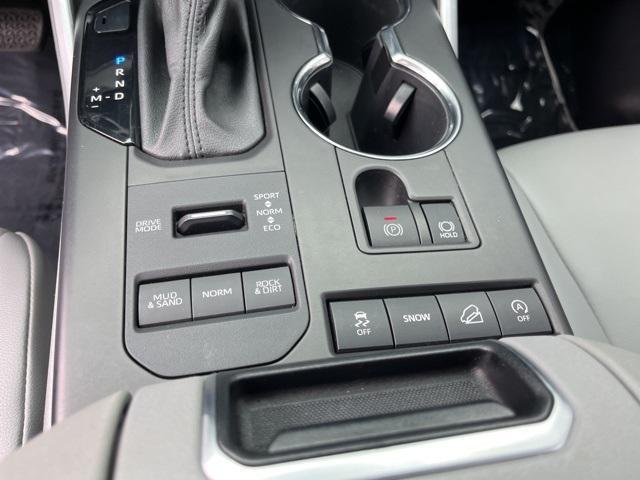 used 2021 Toyota Highlander car, priced at $33,410