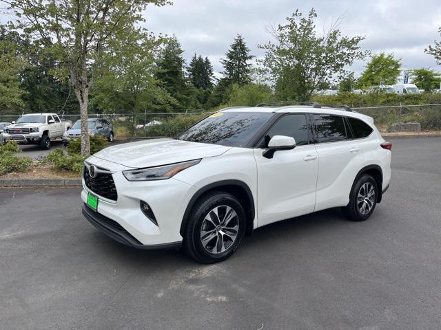 used 2021 Toyota Highlander car, priced at $33,410