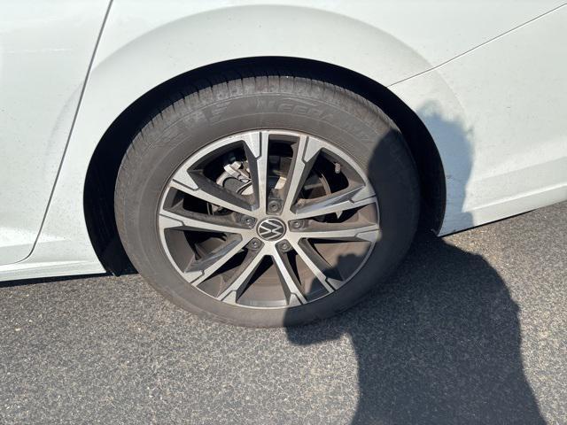 used 2024 Volkswagen Jetta car, priced at $23,950