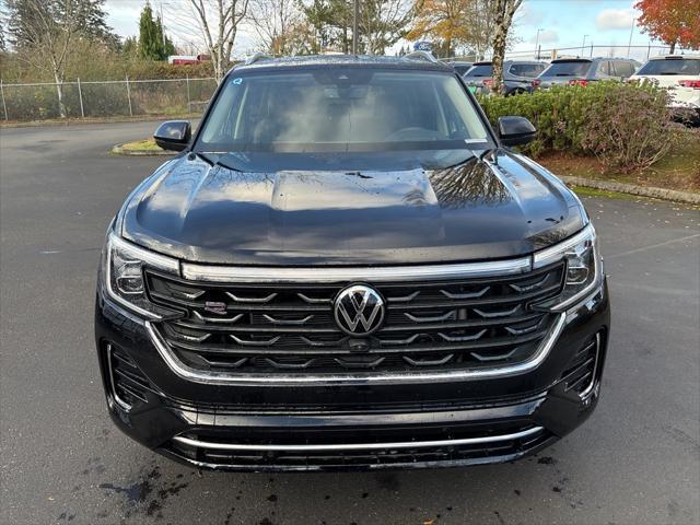 new 2025 Volkswagen Atlas car, priced at $52,155