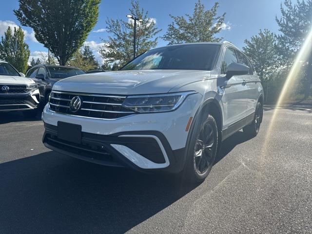 new 2024 Volkswagen Tiguan car, priced at $30,929