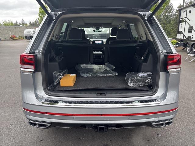 new 2025 Volkswagen Atlas car, priced at $53,753