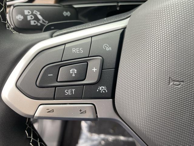 new 2025 Volkswagen Atlas car, priced at $41,846