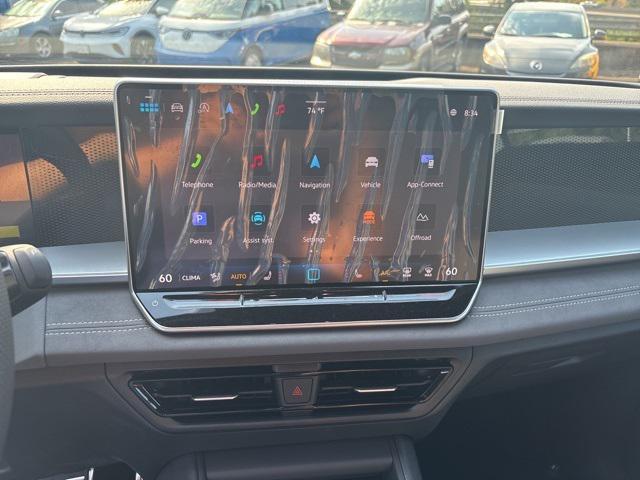 new 2025 Volkswagen Tiguan car, priced at $37,325
