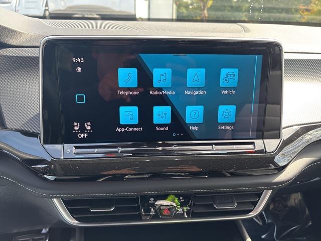 new 2026 Volkswagen Atlas Cross Sport car, priced at $52,559