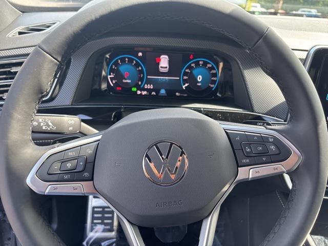 new 2026 Volkswagen Atlas Cross Sport car, priced at $52,559