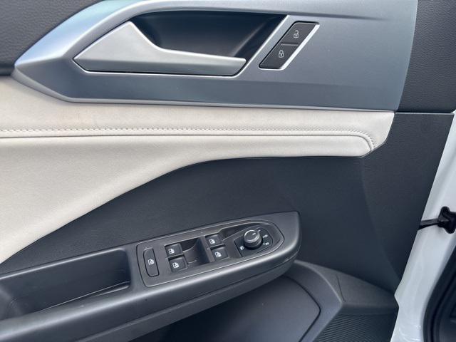 new 2025 Volkswagen Taos car, priced at $30,106