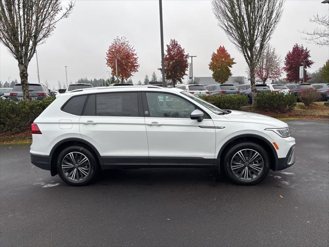 new 2024 Volkswagen Tiguan car, priced at $30,163