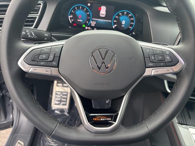 new 2025 Volkswagen Atlas car, priced at $42,510