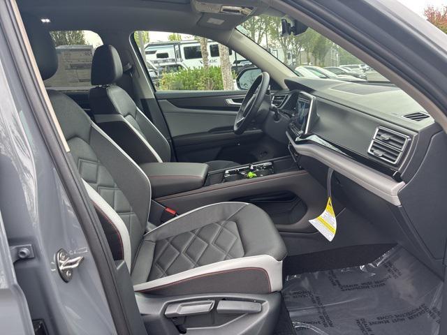 new 2025 Volkswagen Atlas car, priced at $42,510