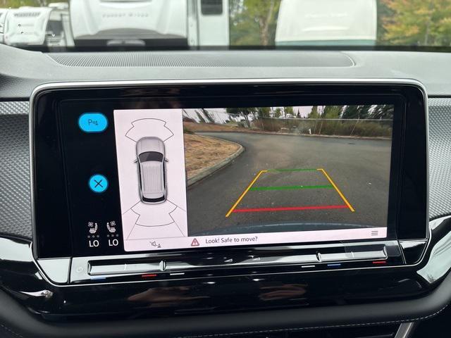 new 2026 Volkswagen Atlas Cross Sport car, priced at $50,609